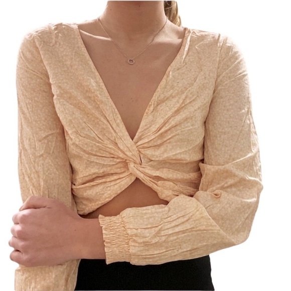 Urban Outfitters Peach Micro Floral Print Twist Front Crop Top Shirt Small Pink - Picture 1 of 6